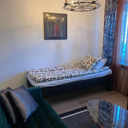 Huoneisto The Park House Suite,